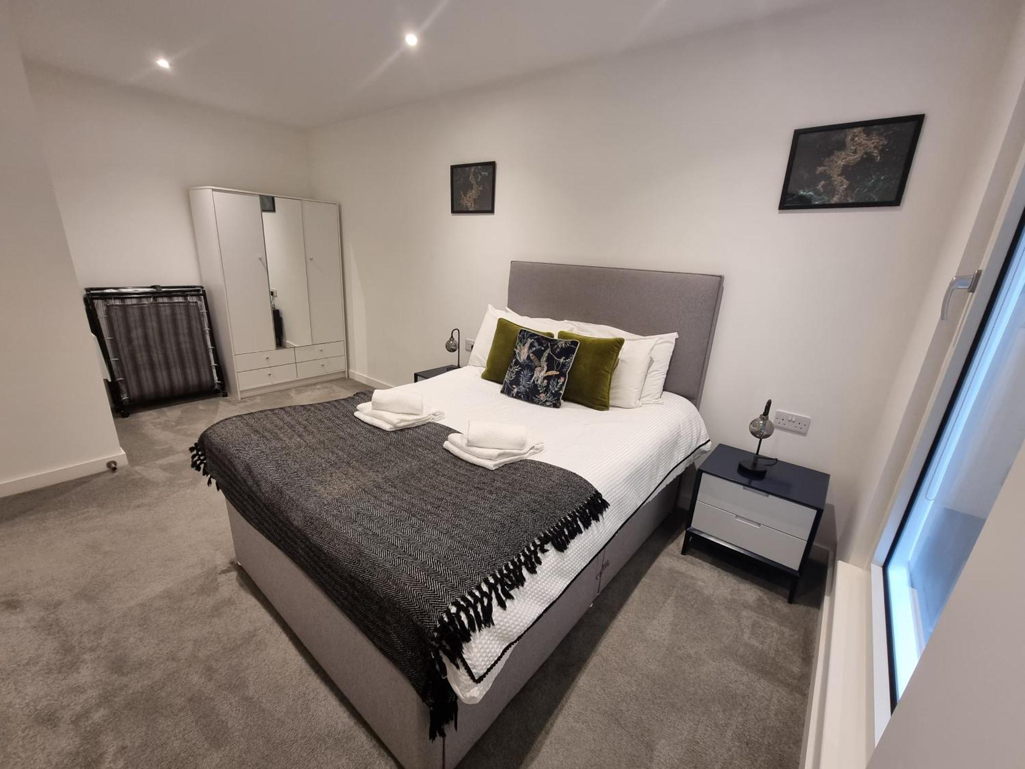 Trafford Suite Modern 1 Bed With Cinema Room Manchester Exterior photo