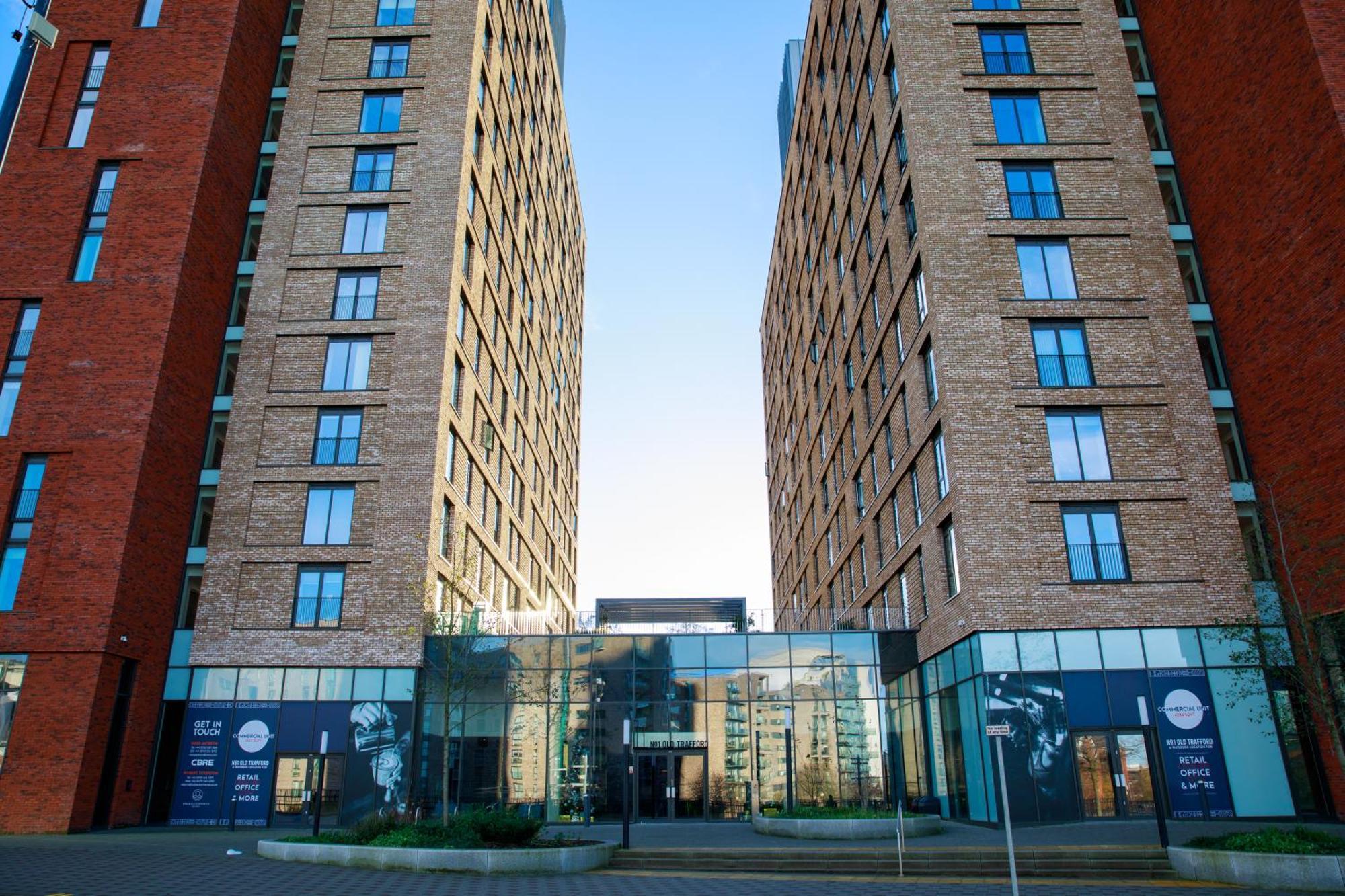 Trafford Suite Modern 1 Bed With Cinema Room Manchester Exterior photo